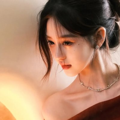 古城童话 封面
